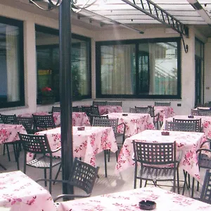 ** Hotel Ristorante Lavedo Italië